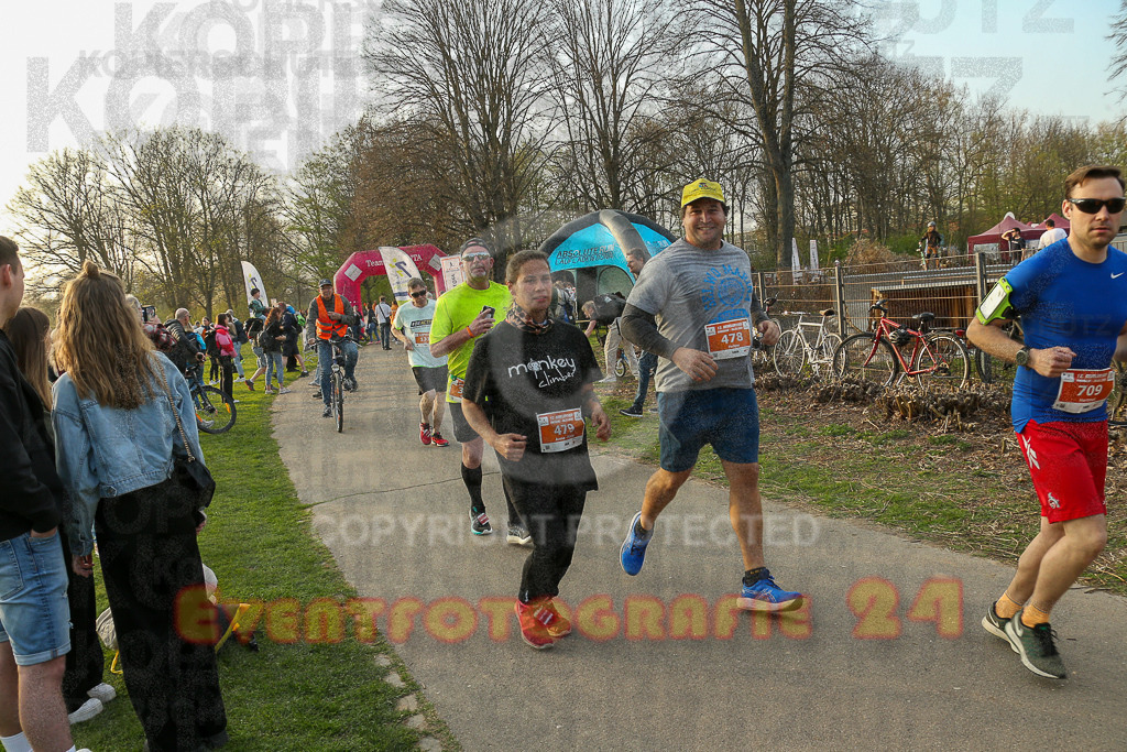 250328_1749_EX1_5800 | Sportfotografie im Rhein-Sieg Kreis, Köln, Bonn, NRW, Rheinland Pfalz, Hessen, etc. Unser Tätigkeitsfeld umfasst den Laufsport vom Volkslauf über den Marathon, Duathlon, Triathon bis zum Ultralauf wie Kölnpfad Ultra oder Schindertrail.