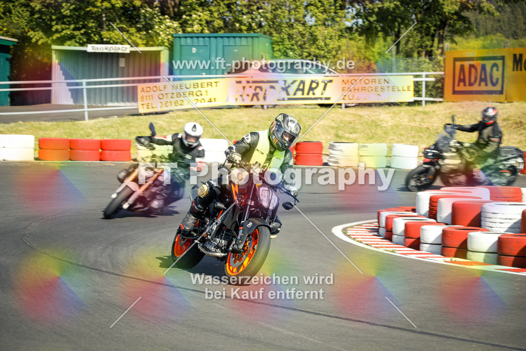OBK_Mai_Justin_Uwe-10166 | Hier findet Ihr Bilder von Touristenfahrten auf der Nürburgring Nordschleife oder von anderen Veranstaltungen die ich besucht habe. Viel Spass beim Durch Schauen 