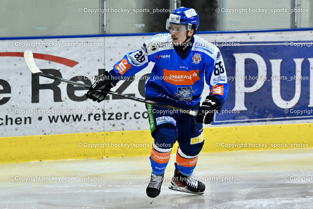 ESC Sparkasse Steindorf vs. LE Kings | #88 Groyer Fabian ESC Steindorf, ESC Sparkasse Steindorf vs. LE Kings, ESC Sparkasse Steindorf vs. LE Kings am 01.11.2025 in Steindorf (Ossiachersee Halle), Austria, (Photo by Bernd Stefan)