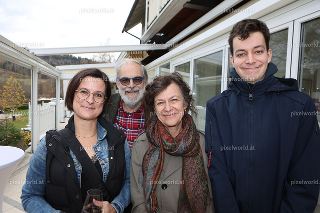 Martini Gansl Essen mit Otto Hoffmann | Bildershop von pixelworld.at - Realisiert mit Pictrs.com