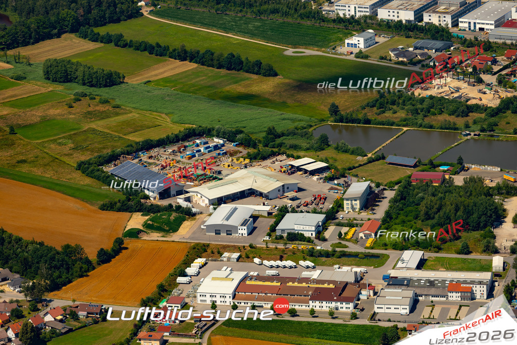Die Luftaufnahme Mitterdorf - Roding wurde 2022 vom Flugzeug aus (keine Drohne) erstellt. Hohe Auflösung -für große Poster und Wandbilder geeignet - Garantiert!