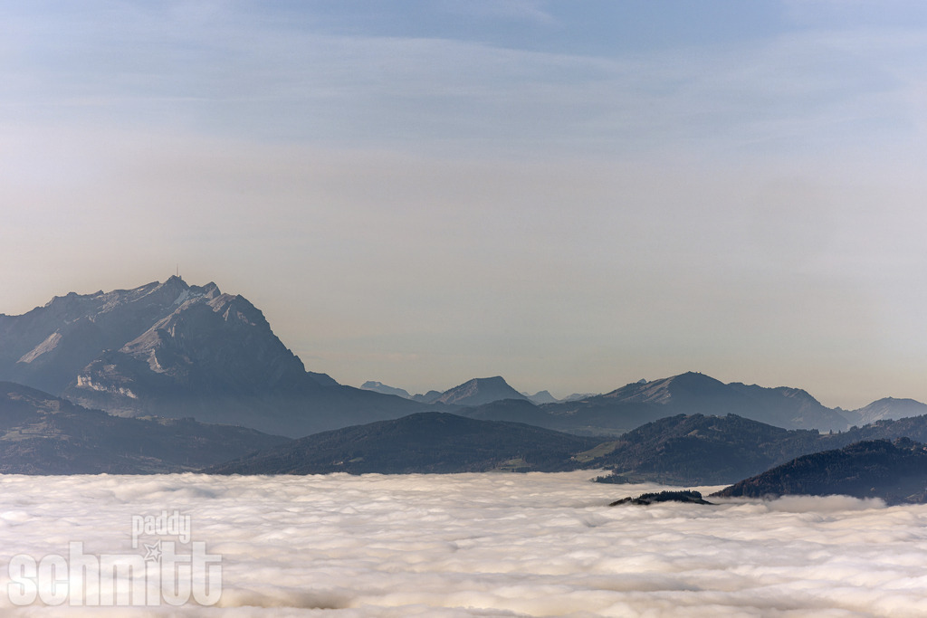 PS-Bergwelt-2026-100 | Entdecke die größte Bildgalerie der Region mit Fotografien aus dem Allgäu, der Bodenseeregion, Oberschwaben, dem Donautal und der Schwäbischen Alb. Landschaften, Luftaufnahmen und Reisefotografie als Wandbild und Fotokunst. - Realisiert mit Pictrs.com