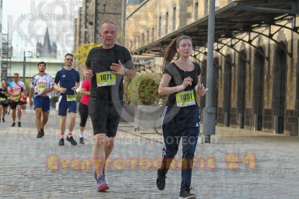 250920_1504_EV4_8041 | Sportfotografie im Rhein-Sieg Kreis, Köln, Bonn, NRW, Rheinland Pfalz, Hessen, etc. Unser Tätigkeitsfeld umfasst den Laufsport vom Volkslauf über den Marathon, Duathlon, Triathon bis zum Ultralauf wie Kölnpfad Ultra oder Schindertrail.
