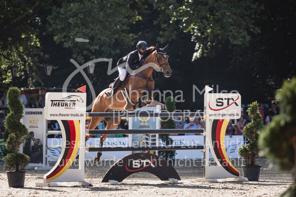 230910_OWLCh_GroßerPreis-658 | Deine schönsten Turniermomente als professionelle Fotos! Entdecke hochwertige Pferdesport-Fotografie im Online-Shop. Jetzt Fotos finden & bestellen!