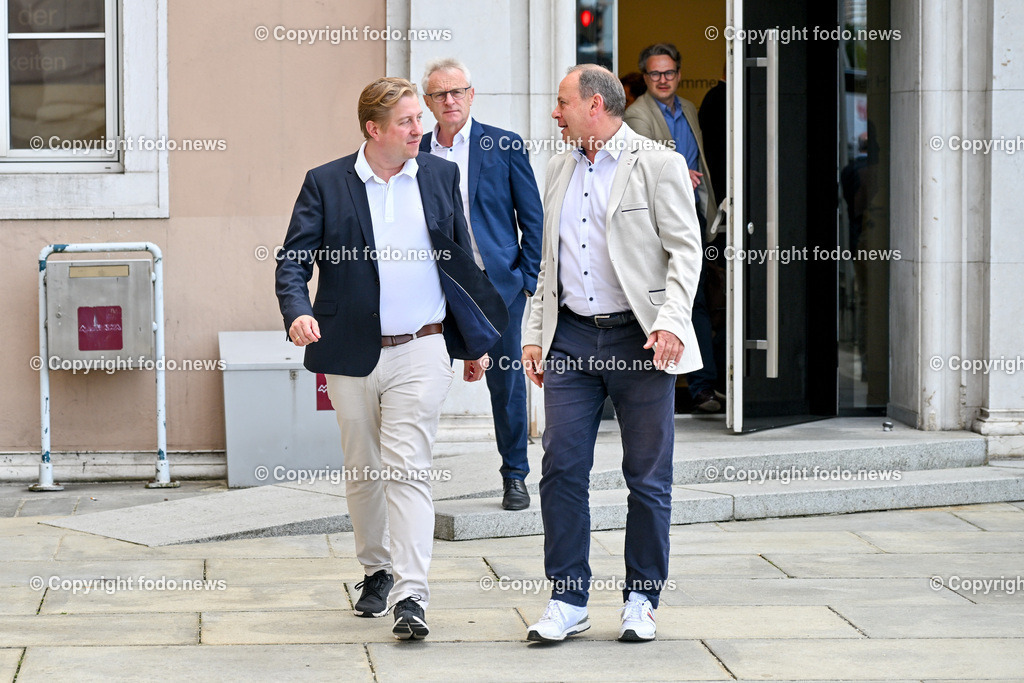Pressekonferenz OoeVP stellt personelle Weichen_ 05.07.2024-12 | 05.07.2024, Linz, AUT, Pressekonferenz OoeVP stellt personelle Weichen - Verlaesslich fuer Oberoesterreich, im Bild Michael Nell (VP, LAbg.), Josef Rathgeb (VP, LAbg.)