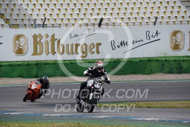 2022_07_01_PBK_12331 | Sportfotografie; SlowMotion; Video; Rennstrecke; Hafeneger; Speer; Racing; RSE; BMW; CBO; Trackday; Motorsportarena; Hockenheimring; Brno; Most; Barcelona; Valencia