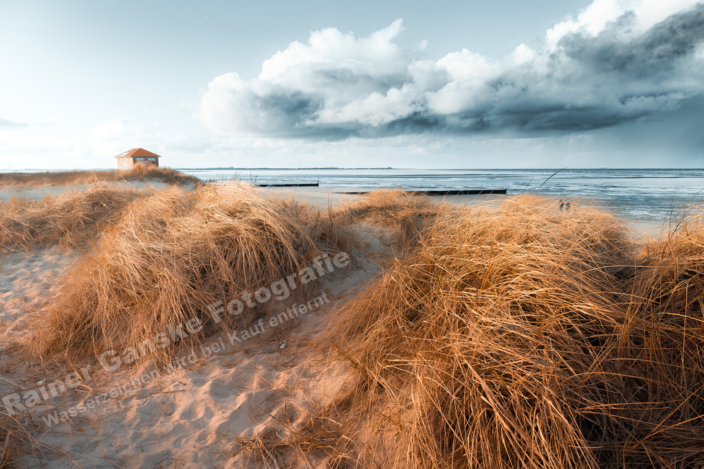 134 Hooksiel Strand - 07-03-2023 -R Ganske | Onlineshop mit Bildern von Stränden, Häfen und Meer. Leinwände, Poster, Kalender und andere Materialien erhältlich. Kommerzielle Lizenzen möglich.  - Realisiert mit Pictrs.com