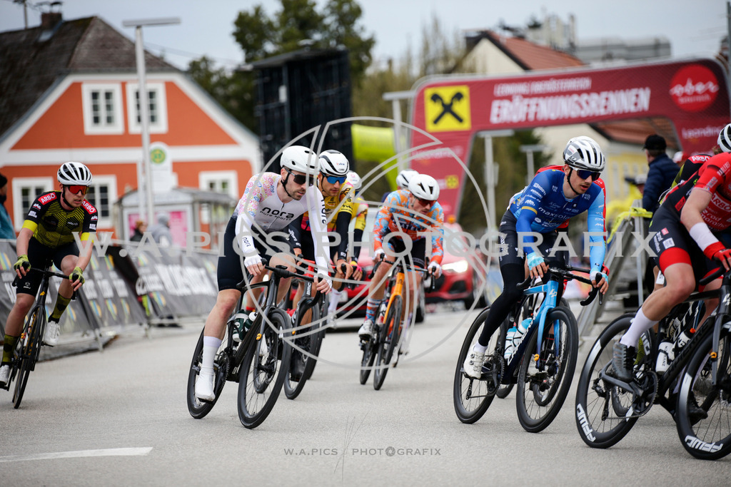 ..... | AUSTRIA, Leonding, 30.03.25, Leonding Saisoneröffnungsrennen CYCLING LEAGUE AUSTRIA, Image Shows: , Foto: Wapics/WILLDONER A.