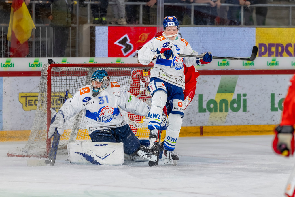 EHCB vs GCK 20260104-7696 | Sportbilder, Sportfotograf, Hochzeits- und Eventfotografin, Flugshows, Portraits und Tiershooting, Aviation, Downhill, Nationalleague, Swissleague, International