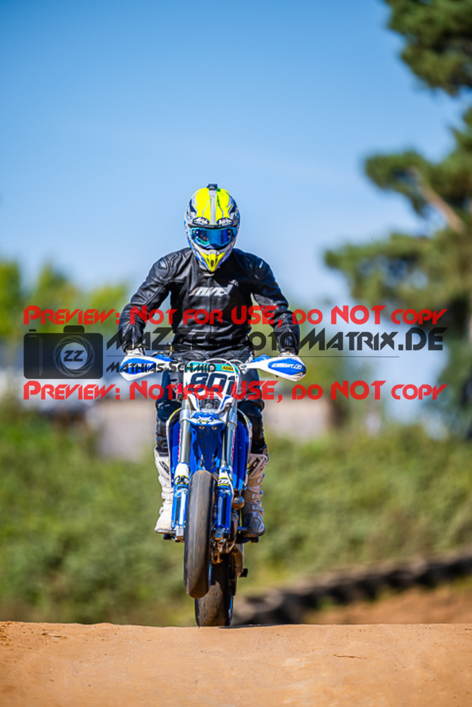 MaZZes_FotoMatrix_230916_1613 | S4