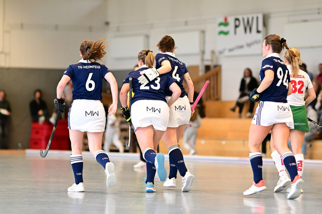 Hockey I Frauen I Saison 2023-2024 I 2. Bundesliga Nord I Hamburger Polo Club - TG Heimfeld | Der Sportfotograf. - Realisiert mit Pictrs.com