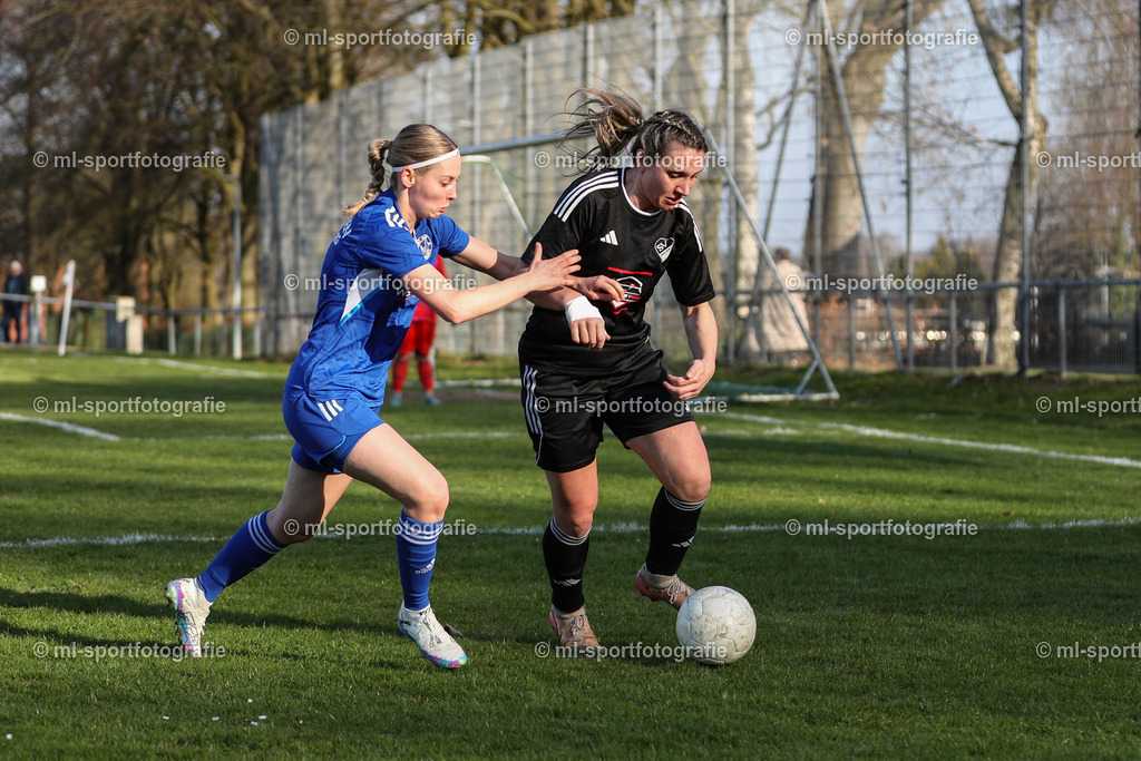 Fußball I Frauen I Saison 2025/2026 I Oberliga Schleswig-Holstein I 14. Spieltag I Merkur Hademarschen - SSC Hagen Ahrensburg | ml-sportfotografie - Realisiert mit Pictrs.com
