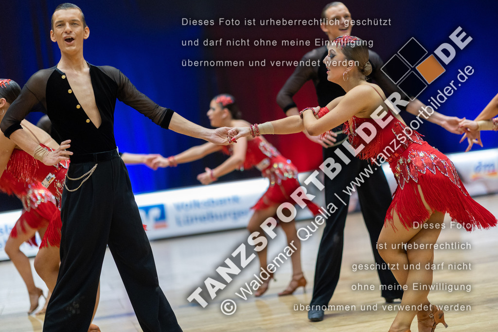20230115-01031 | Hier finden Sie Tanz Bilder vom Latein und Standard Formationen tanzen. Sportbilder vom Tanzsport. Schöne Fotos und von Weltmeisterschaft, Europameisterschaft, Bundesliga, Regionalliga, Oberliga und Landesliga sowie von GOC Stuttgart, DanceComp, WM Bremen