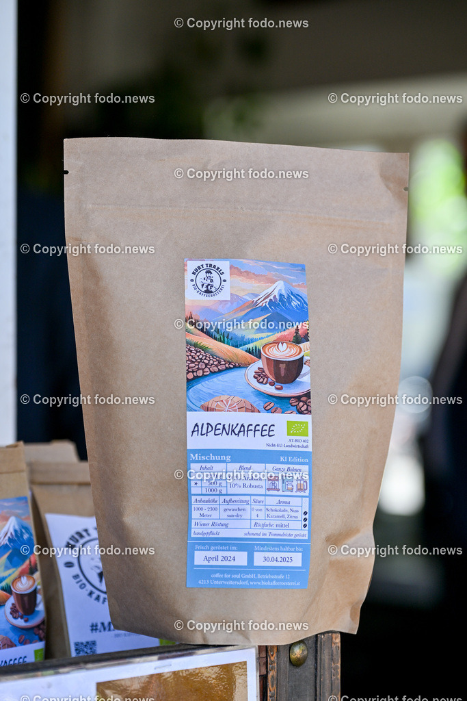 Kurt Traxl_ Alpencafe_ 02.05.2024-2 | 02.05.2024, Suddbahnhofmarkt Linz, AUT, Suedbahnhofmarkt, Kurt Traxls Bio Kaffeeroesterei, im Bild Alpencafe, Alpenkaffee