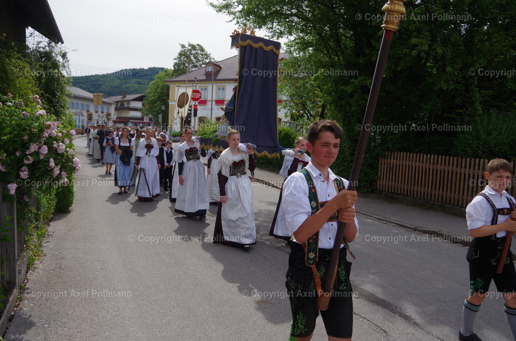 IMGP5472 | fotografiert von Axel PollmannLeonhardi Wallfahrt Benediktbeuern und Murnau, Fronleichnam, Fasching, Landschaft im Loisachtal und Benediktbeuern  - Realisiert mit Pictrs.com
