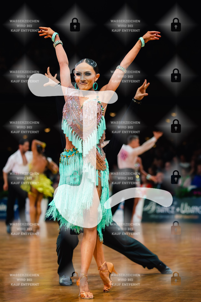 GOC 2025 - WDSF GrandSlam Latin 2nd (87) Yan Bangbang _ Du Yujun (China)-2025-08-23-5743 | Webshop for digital downloads and prints of dance sport, event & show photographer Julian Link - Realisiert mit Pictrs.com