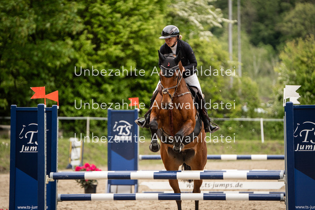 Bad_Meinberg_06687 | saradresslerfotografie - Realisiert mit Pictrs.com