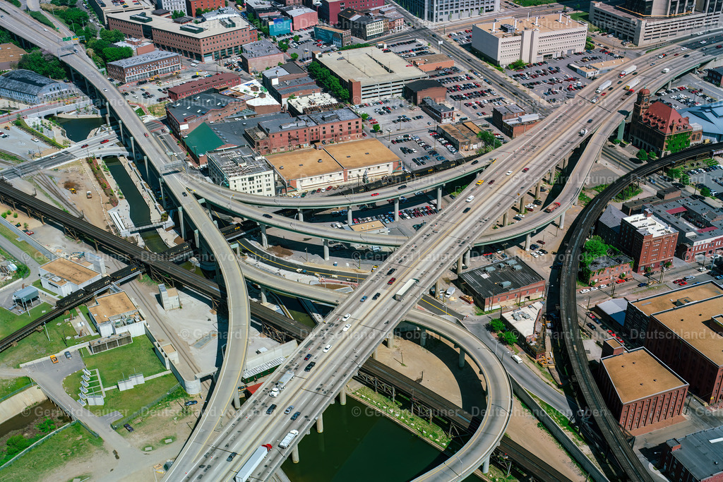 USA5711 | Triple Railroad Bridge Crossing, Richmond Virginia, USA