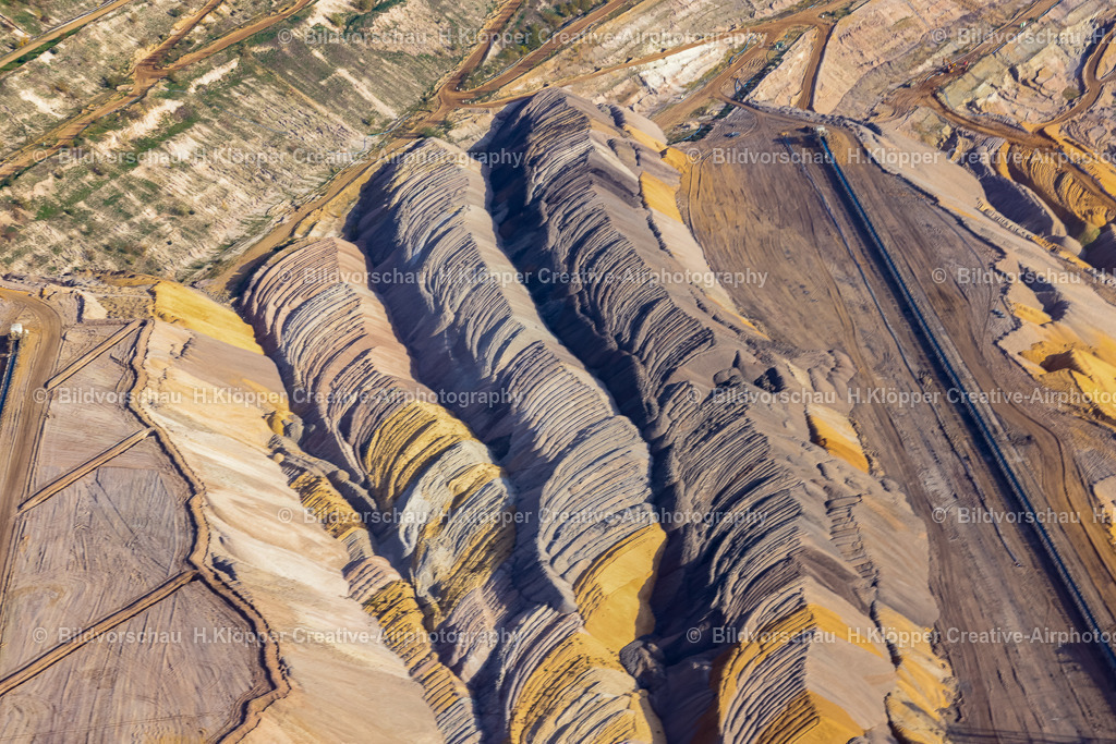 Luftbild-Niederzier-Tagebau Hambach-8294 | Luftbildfotografie Hermann Klöpper - Realized with Pictrs.com