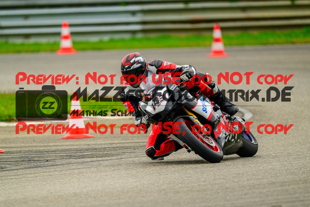 MaZZes_Fotomatrix_20241002_6007705_8084 | ROT