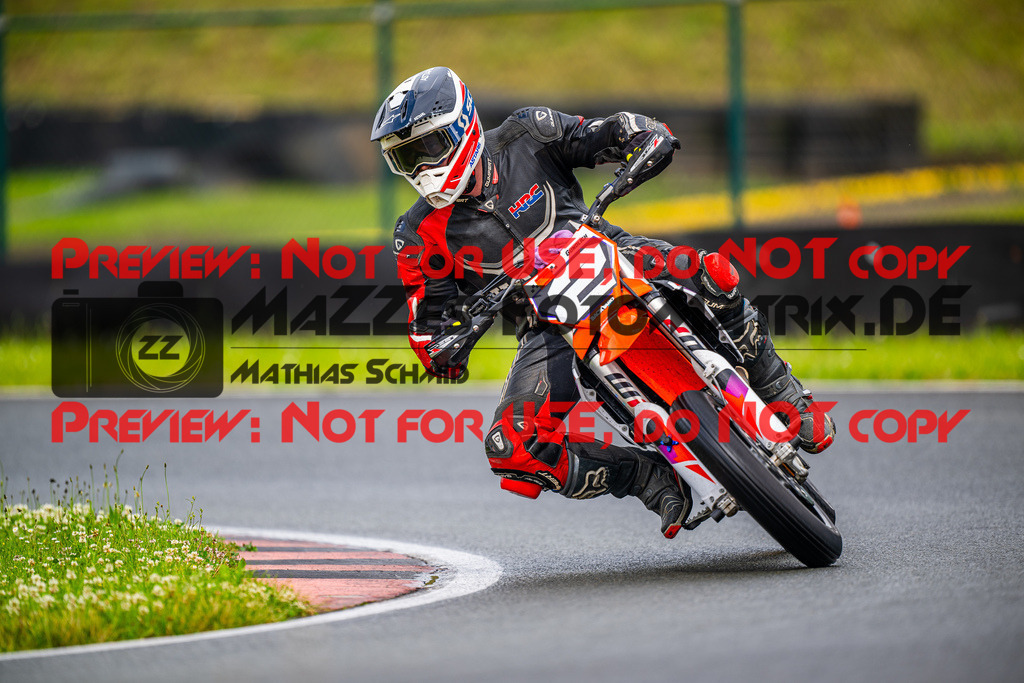 MaZZes_FotoMatrix_240621_6007705_1820 | BLAU