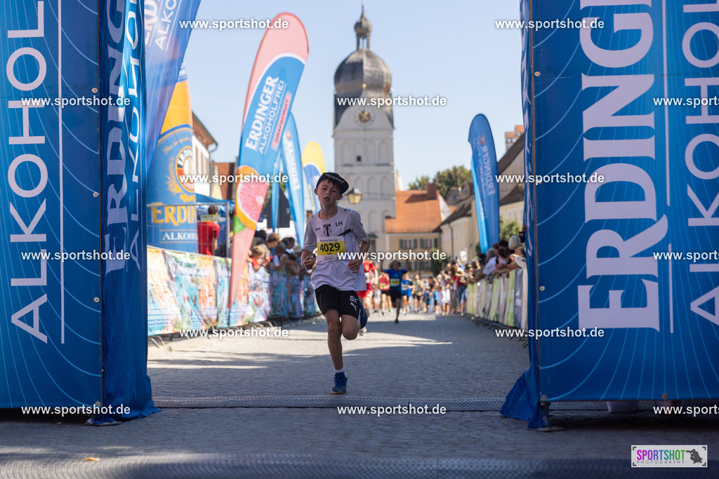 VJ__3423 | Stadtlauf Erding 2025 #stadtlauferding #erdingstadtlauf #stadtlauf_erding #laufmotivation #trisporterding #yourpictrs #sportshot_your_pictrs
