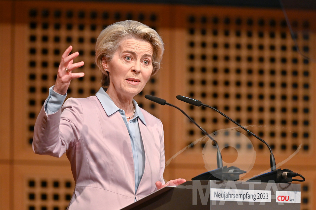 _DWI0873 | Politikerin Ursula von der Leyen beim CDU-NRW Neujahrsempfang in Düsseldorf. Düsseldorf, 28.01.2023 - Realisiert mit Pictrs.com