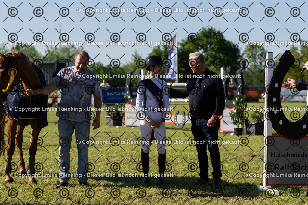 CL5A1564 | Emilia Reinking Fotografie - Realisiert mit Pictrs.com