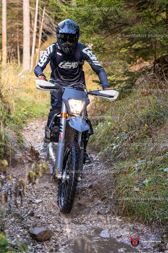 fuernholzer_251026-C1-181 | Fotografische Impressionen von der Red Stag Enduro Extreme by fuernholzer-photography.com. Endurosport in Österreich fotografisch festgehalten von fuernholzer. Auftragsfotografie für Private, Gewerbefotos und Industriefotografie. Eventfotografie, Sportfotografie und Motorsportfotografie. Anbieter von Fotoworkshops, Fototraining, fotografischen Vorträgen und Fotoseminaren.