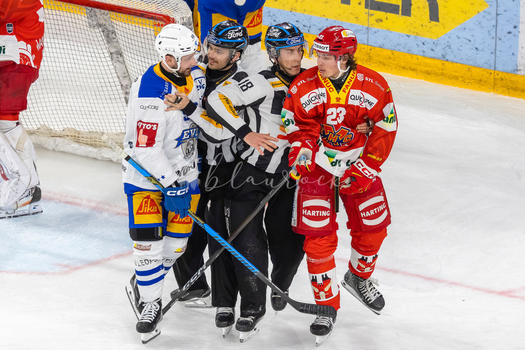 EHCB vs EVZ 20260227_WB-7379 | Sportbilder, Sportfotograf, Hochzeits- und Eventfotografin, Flugshows, Portraits und Tiershooting, Aviation, Downhill, Nationalleague, Swissleague, International