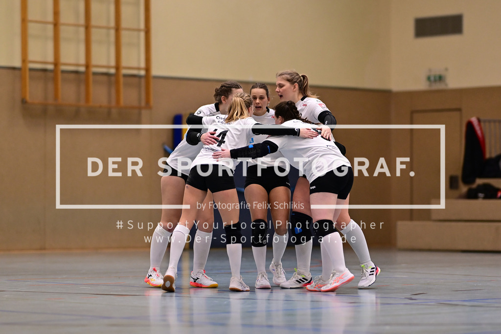 Faustball I Frauen I Saison 2025-2026 I Bundesliga Nord I 7c. Spieltag I MTV Wangersen - Ohligser TV I 25.01.2026 I 38774 | Der Sportfotograf. - Realized with Pictrs.com