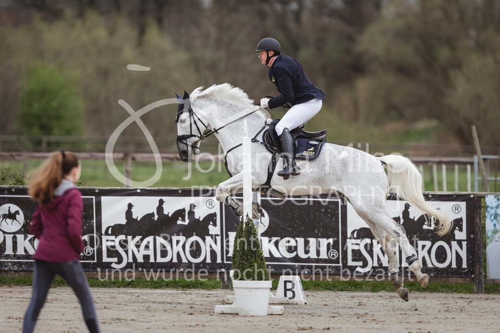 240330_Fruehlingsfest_Stil-A2-1-628 | Deine schönsten Turniermomente als professionelle Fotos! Entdecke hochwertige Pferdesport-Fotografie im Online-Shop. Jetzt Fotos finden & bestellen!