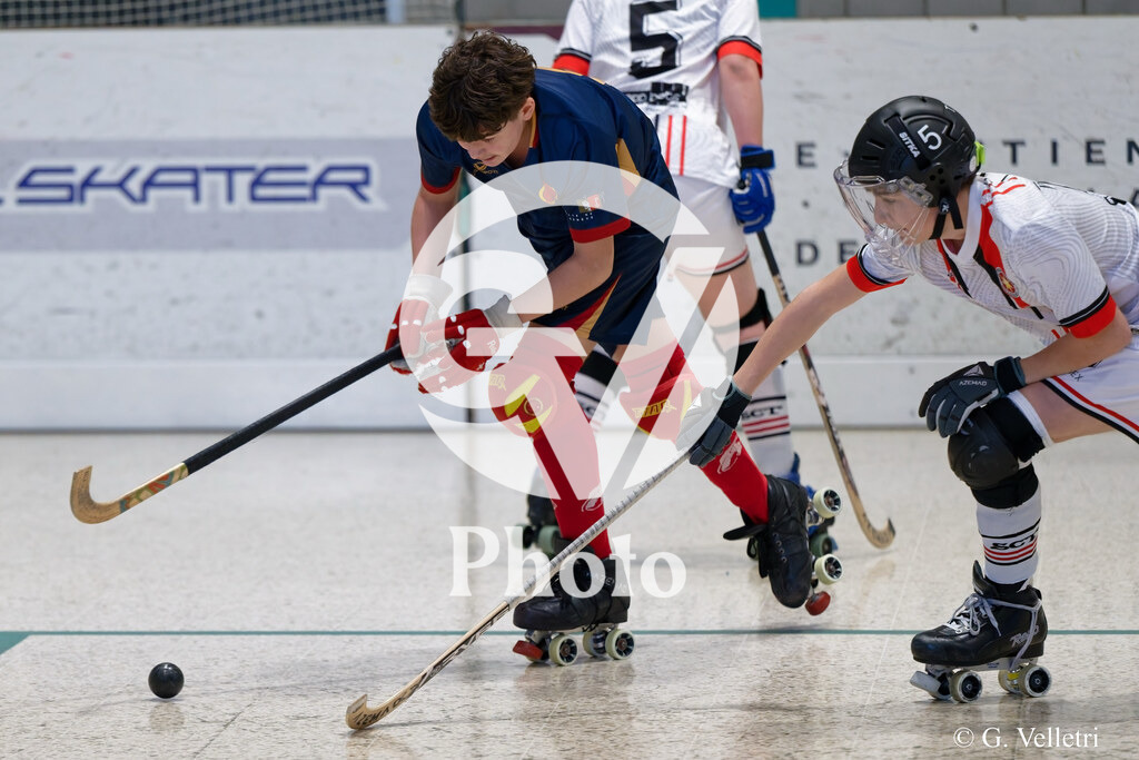 U17  - SC Thunerstern  v Geneve RHC A  |  during the U17  match between SC Thunerstern  and Geneve RHC A  at Centre sportif de la queue d'arve in Geneve, Switzerland