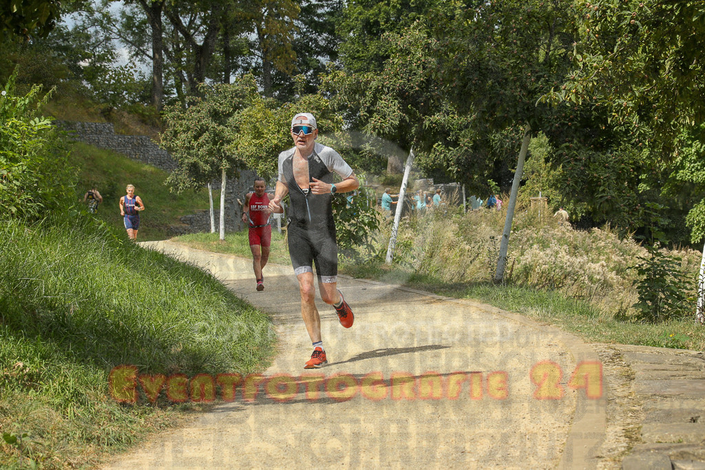 250824_1340_EX1_3184 | Sportfotografie im Rhein-Sieg Kreis, Köln, Bonn, NRW, Rheinland Pfalz, Hessen, etc. Unser Tätigkeitsfeld umfasst den Laufsport vom Volkslauf über den Marathon, Duathlon, Triathon bis zum Ultralauf wie Kölnpfad Ultra oder Schindertrail.