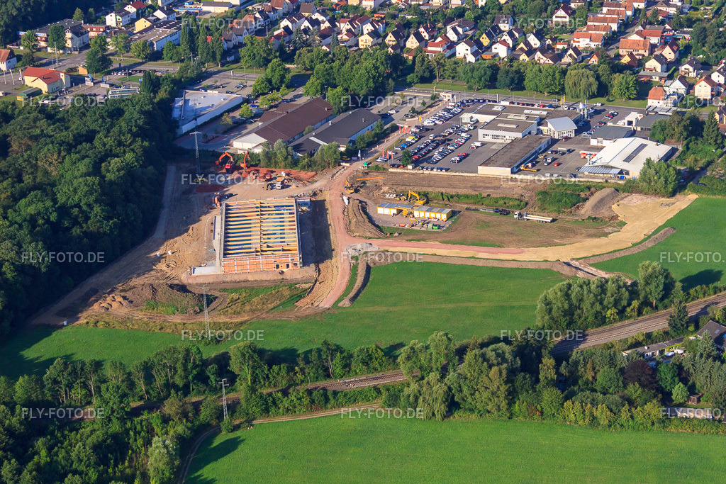Baustelle EDEKA Neubau in der Lauterburger Straße | Luftbild: Baustelle EDEKA Neubau in der Lauterburger Straße in Kandel im Bundesland Rheinland-Pfalz in Deutschland. Foto: IMG_70347.jpg vom 19.07.2014 durch Werner Riehm/FLY-FOTO.de - Realisiert mit Pictrs.com