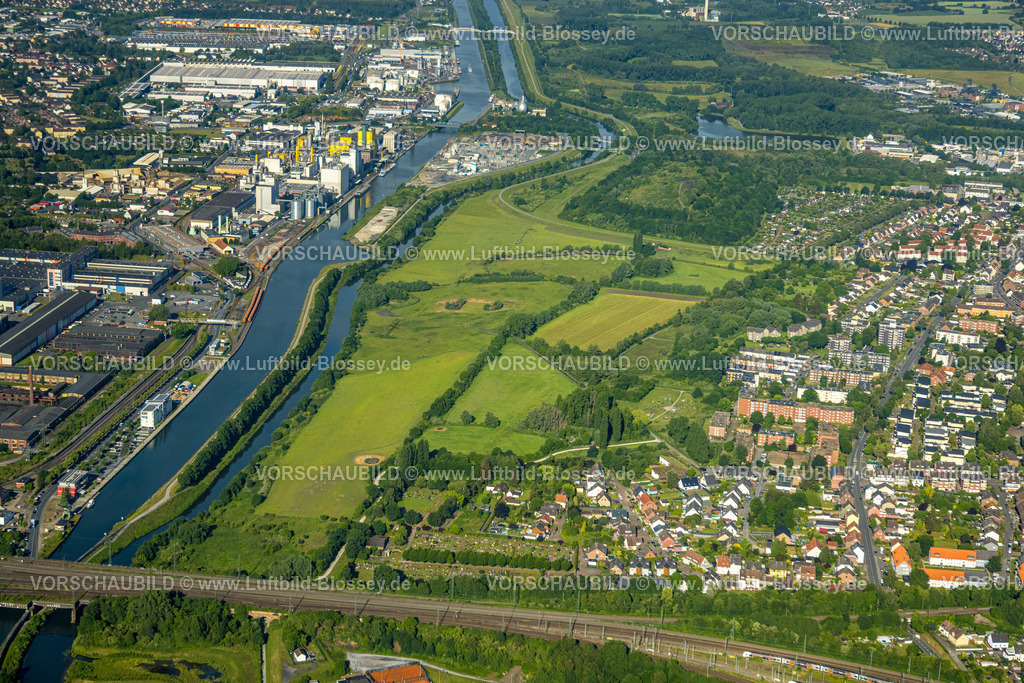 Hamm220601403 | Luftbild, Lippeaue am Hafen, Nienbrügger Berg, NSG Naturschutzgebiet Alte Lippe und Radbodsee, Hafen Hamm, Heessen, Hamm, Ruhrgebiet, Nordrhein-Westfalen, Deutschland