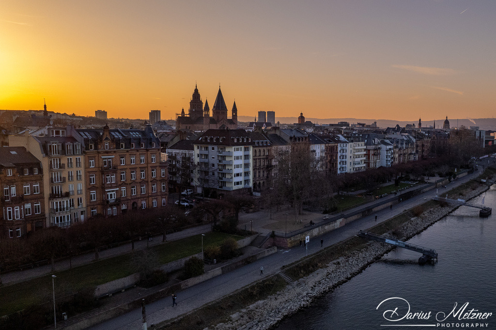 dji_fly_20230302_174358_593_1677782866388_photo | Fotografien, Fotos und Bilder aus Mainz, Frankfurt, Wiesbaden und anderen Orten auf der Welt - Fotografiert von Darius Metzner