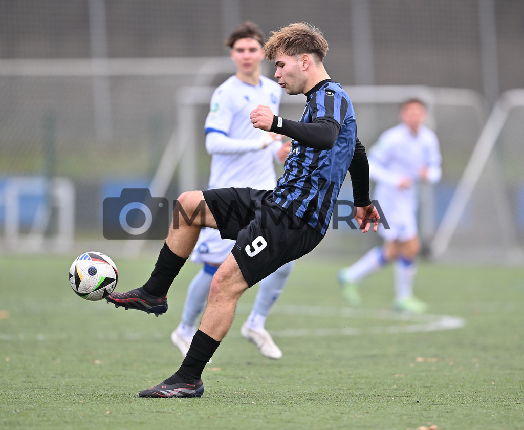 Fussball I Herren I Saison 2025-2026 I Bundesliga I 6. Spieltag I Eintracht Frankfurt - FC Bayern München  | MWMARA - Realisiert mit Pictrs.com