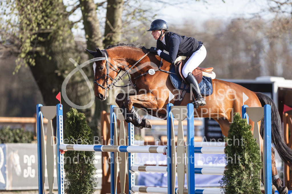 250408_Mühlen_SprPf-M-528 | Deine schönsten Turniermomente als professionelle Fotos! Entdecke hochwertige Pferdesport-Fotografie im Online-Shop. Jetzt Fotos finden & bestellen!