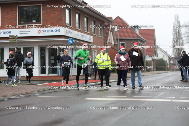 WMLA2591 | Bildershop "Sportfotograf-Oldenburg" mit Fotos von Sportevents in Oldenburg und Umzu. - Realisiert mit Pictrs.com