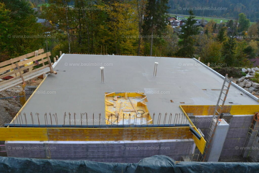 bib-lg04-betonarbeiten-0368 | Nach LV-Leistungsgruppen sortierte Detailfotos über den Bau eines Hauses. Alle Hausbau-Bilder direkt vom Urheber und Autor der Website Haus-Selber-Bauen.com