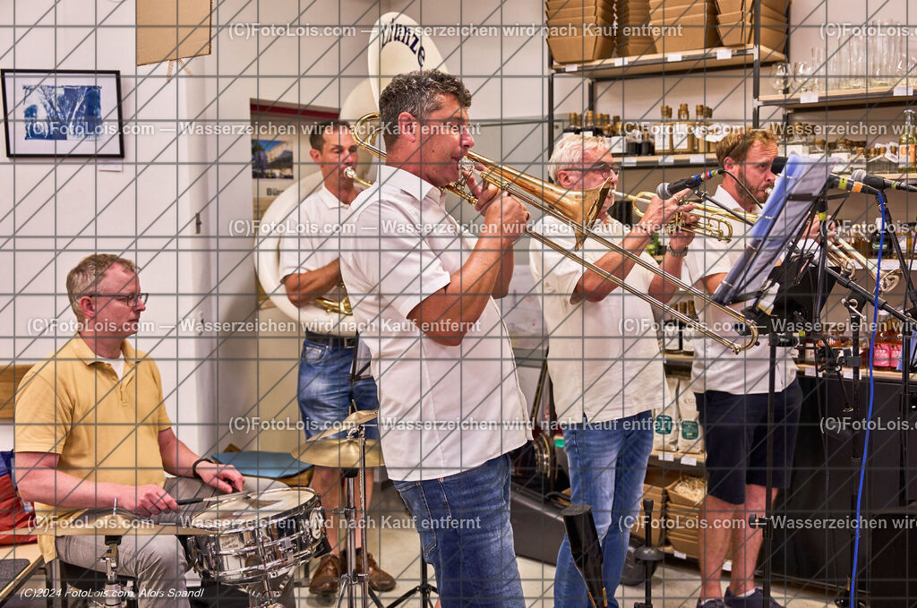 ALP3406_WHISKY-DaJohann_Liunze Brass | (C)FotoLois.com, Alois Spandl. Whiskyverkostung 'Da Johann' in Bruckners Bierwelt am Grubberg, Do 11. Juli 2024.