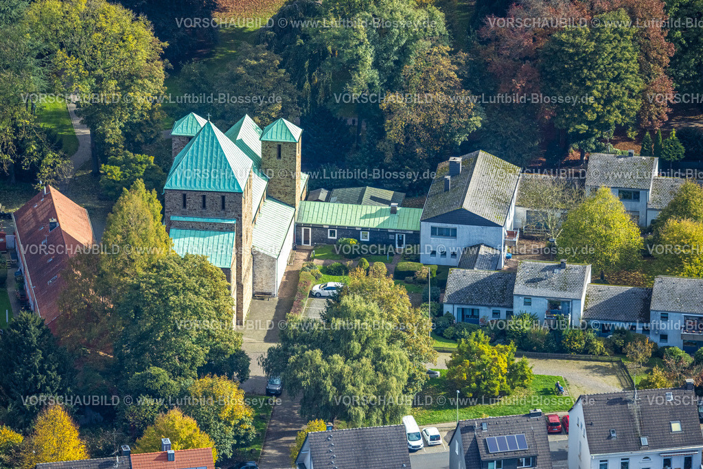 Essen251002683Sued | Luftbild, kath. Kirche St. Lucius, Werden, Essen, Ruhrgebiet, Nordrhein-Westfalen, Deutschland