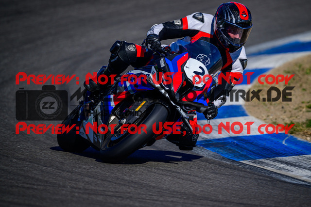 MaZZes_Fotomatrix_20250407_6007705_8208 | ROT