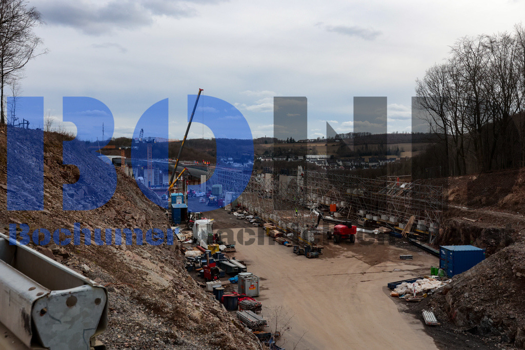 SES_LUDRAH20250225-16 | bond - Realisiert mit Pictrs.com