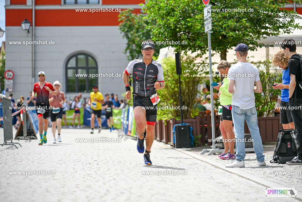SZI_6384 | Stadttriathlon Erding 2025. #yourpictrs #sportshot_your_pictrs @Sportshotphotography #stadttriathlonerding Copyright: www.sportshot.de