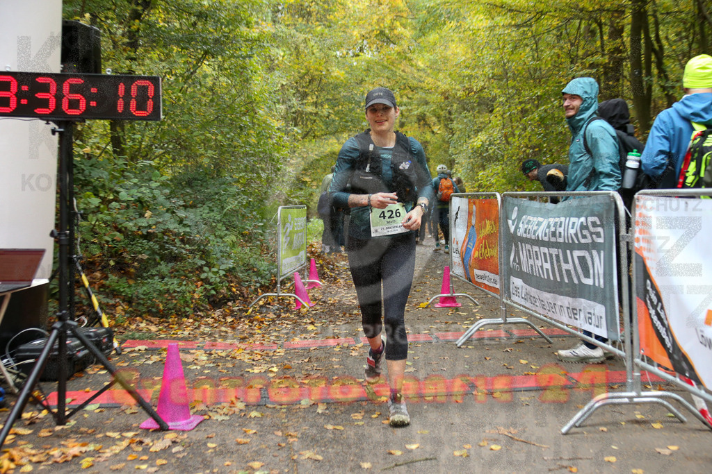 251026_1337_EX1_3789 | Sportfotografie im Rhein-Sieg Kreis, Köln, Bonn, NRW, Rheinland Pfalz, Hessen, etc. Unser Tätigkeitsfeld umfasst den Laufsport vom Volkslauf über den Marathon, Duathlon, Triathon bis zum Ultralauf wie Kölnpfad Ultra oder Schindertrail.