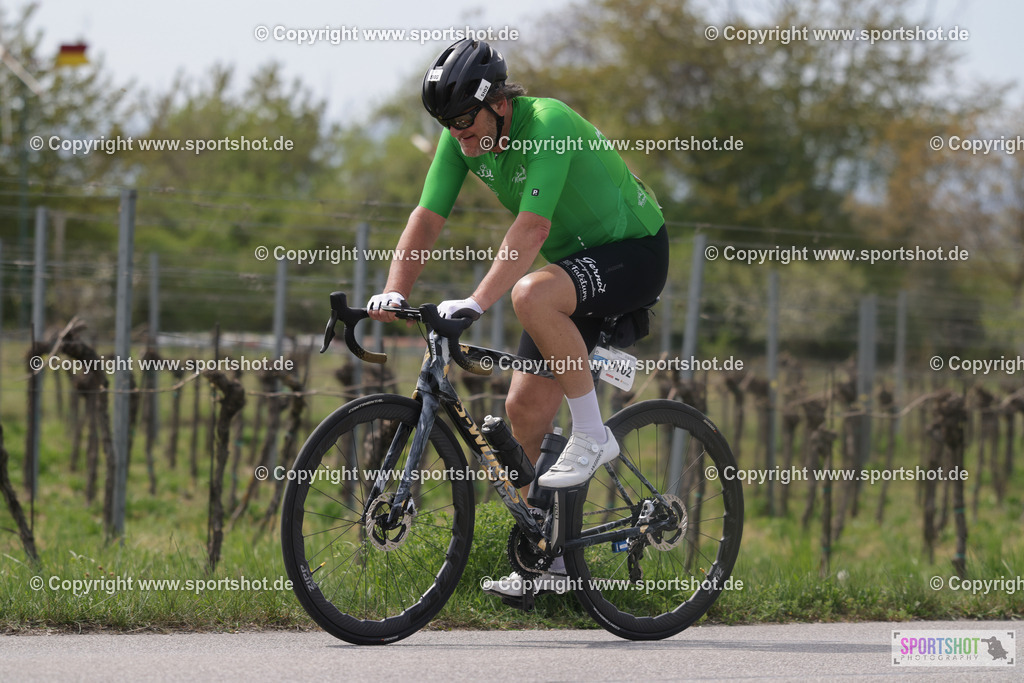 368A5708 | Neusiedlersee Radmarathon 2026@sportshot_your_pictrs #yourpictures#roadtowm2029 #nrm #neusiedlerseeradmarathon #neusiedlersee #neusiedlerseetourismus #burgenland #mörbisch #nrm26 #burgenlandtourismus #voglundco #poweredbyburgenlandtourismus #radsport #rad #marathon #ucigranfondo #visitburgenland #ucigranfondoworldseries