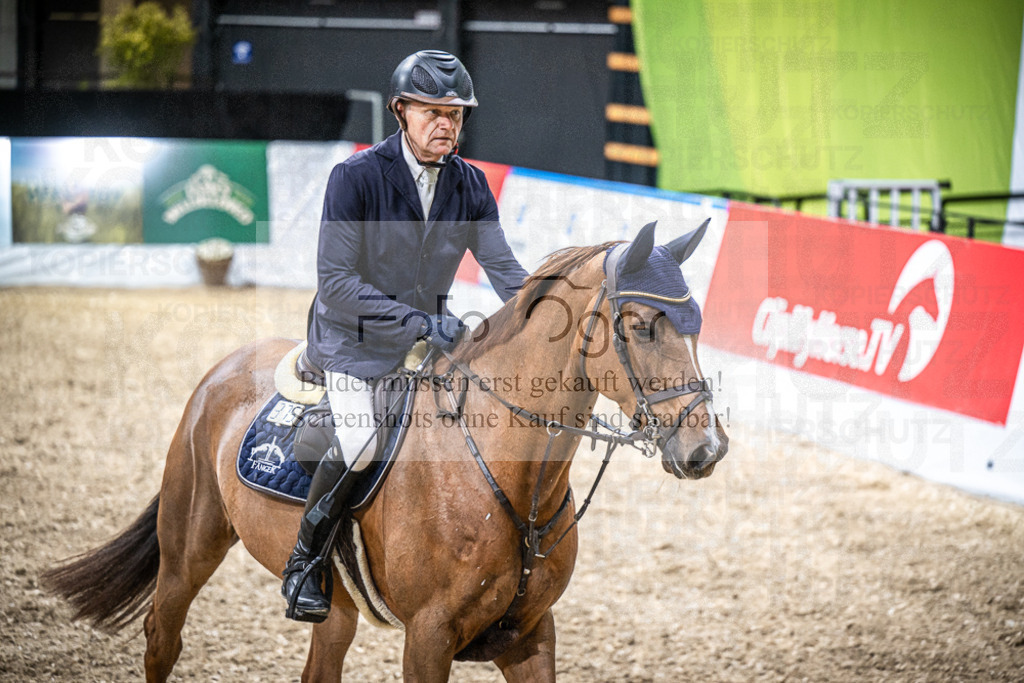 DOS_1981 | Entdecke hochwertige Reitturnierfotos von Foto Oger. Professionell, emotional und authentisch – jetzt Lieblingsmomente im Shop bestellen.Deutschlandweite Turnierfotografie. - Realisiert mit Pictrs.com