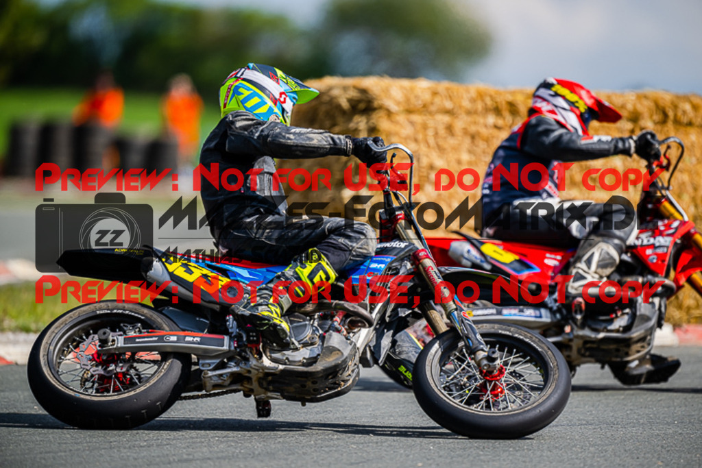 MaZZes_FotoMatrix_220904_9975 | S2